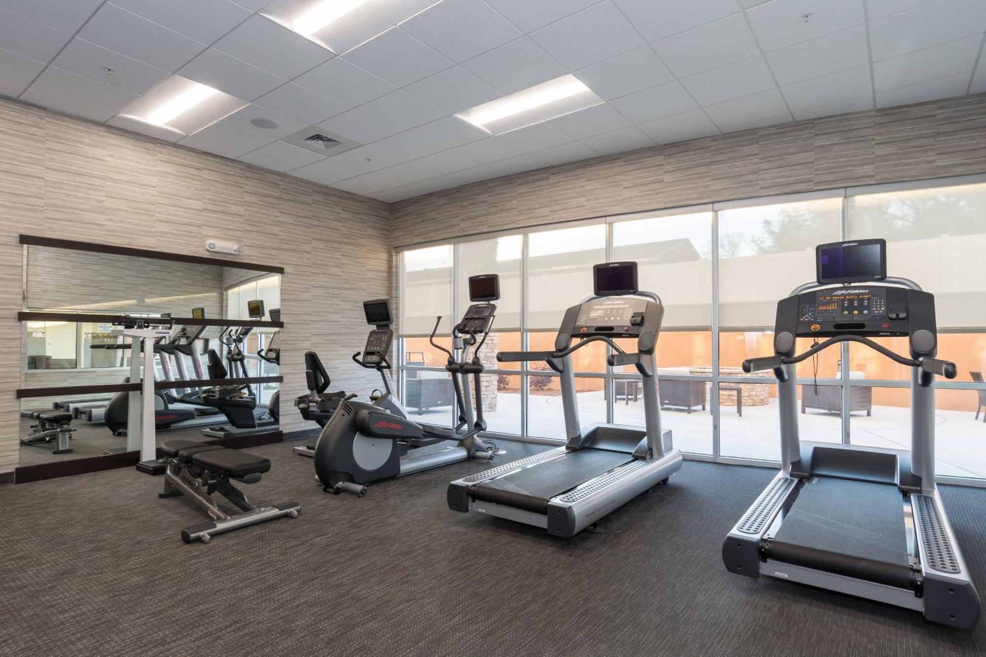 Courtyard By Marriott Fayetteville Fort Liberty - Spring Lake Εξωτερικό φωτογραφία