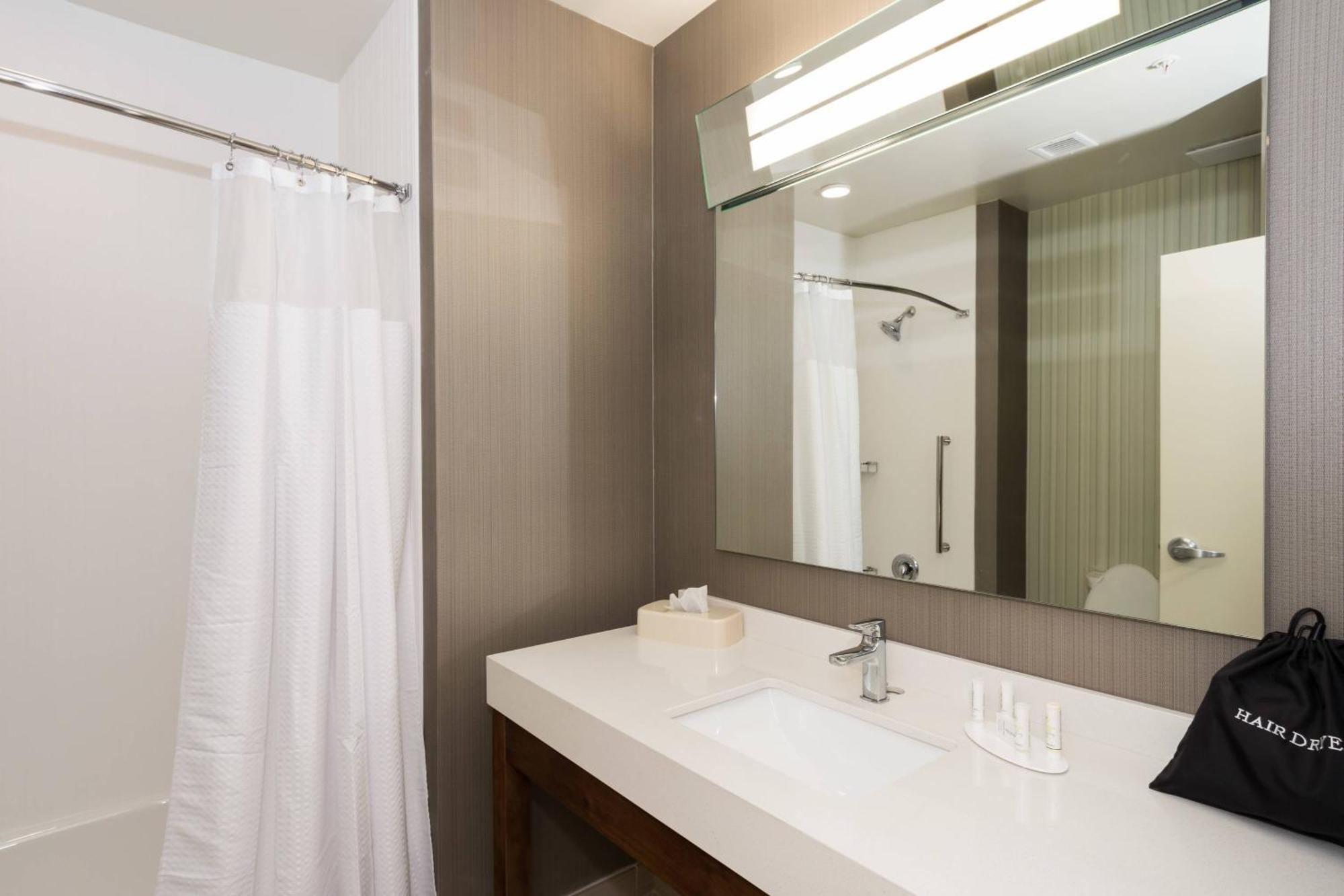 Courtyard By Marriott Fayetteville Fort Liberty - Spring Lake Εξωτερικό φωτογραφία