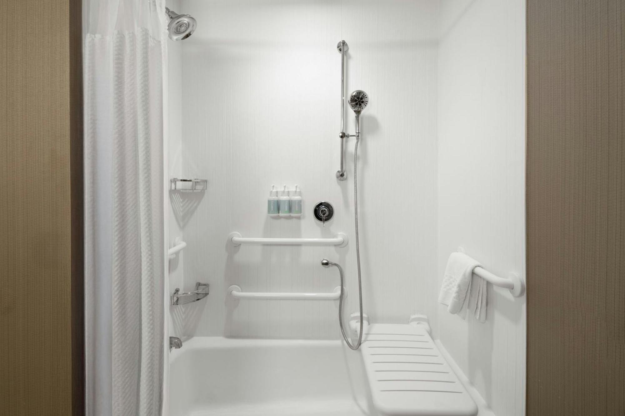 Courtyard By Marriott Fayetteville Fort Liberty - Spring Lake Εξωτερικό φωτογραφία