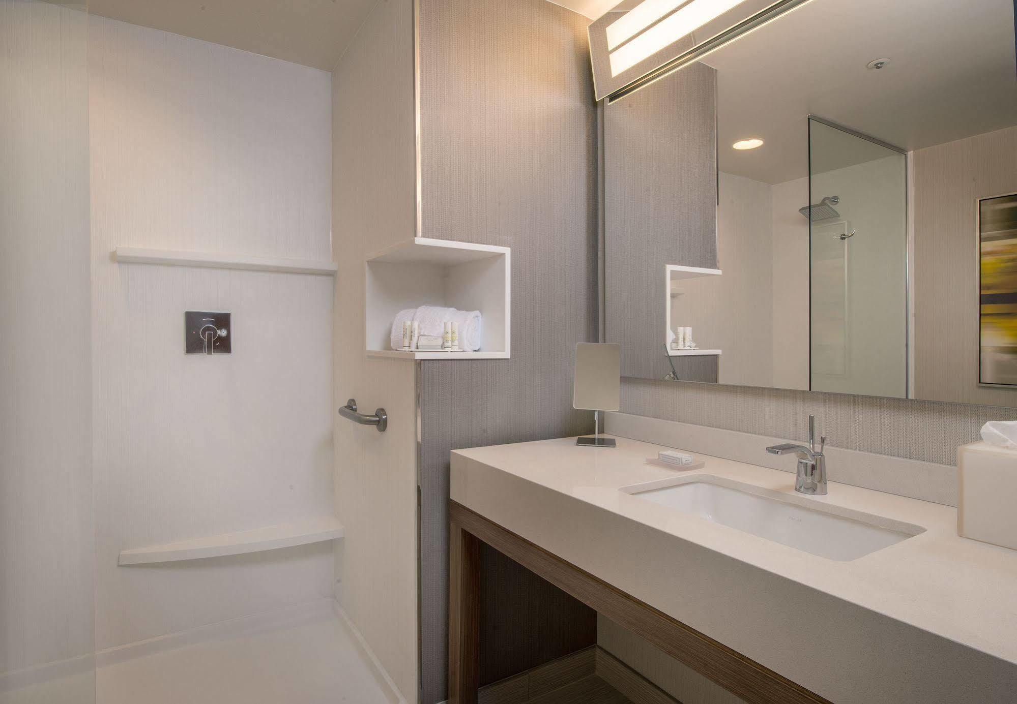 Courtyard By Marriott Fayetteville Fort Liberty - Spring Lake Εξωτερικό φωτογραφία